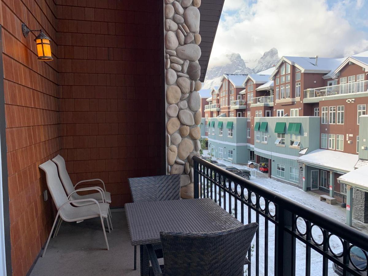 Luxury Two Queen Beds Condo - Grande Rockies Resort Indoor Parking Pool Hot Tub Gym Canmore Ngoại thất bức ảnh