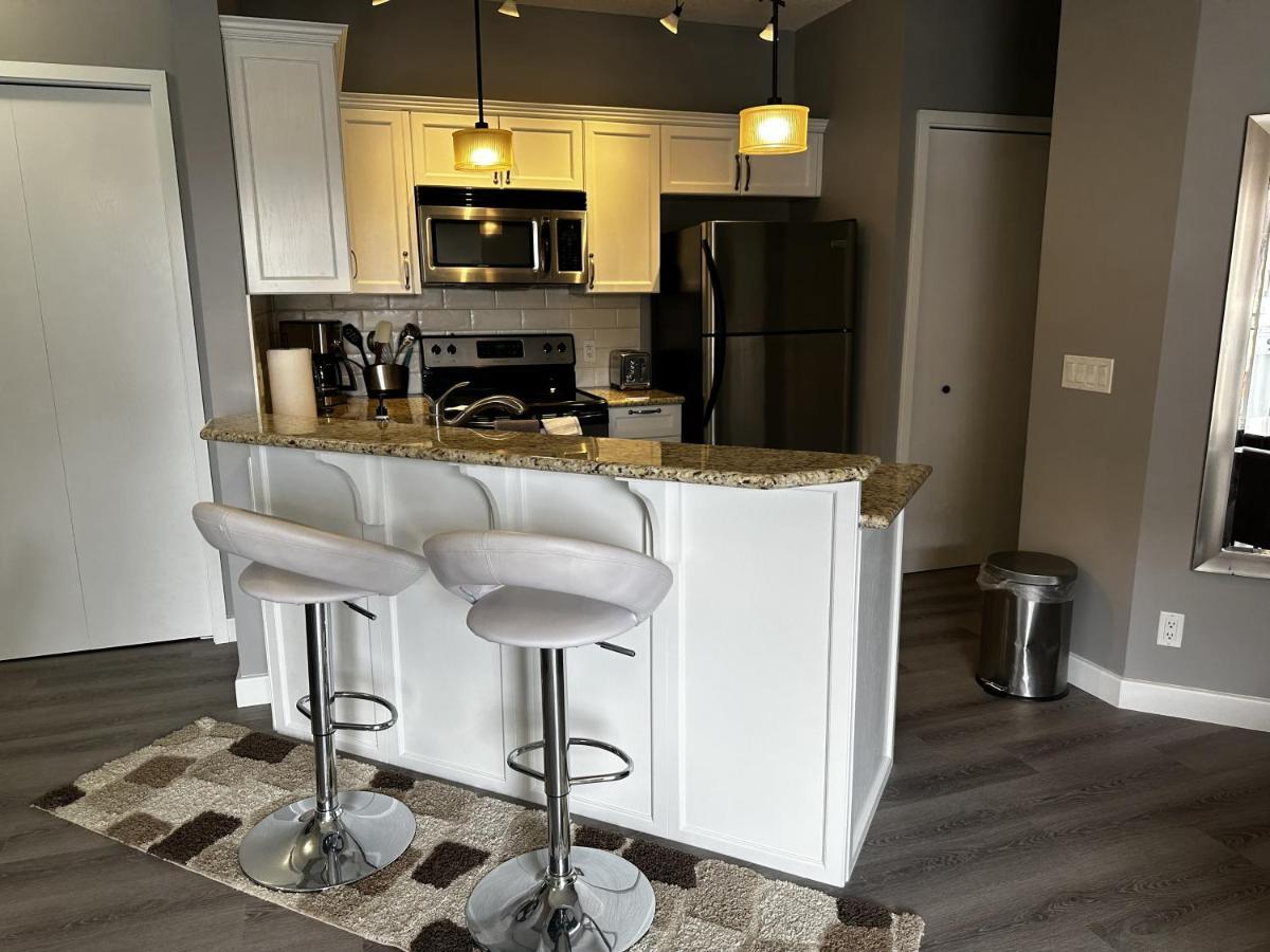 Luxury Two Queen Beds Condo - Grande Rockies Resort Indoor Parking Pool Hot Tub Gym Canmore Ngoại thất bức ảnh